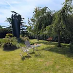 Bed & Breakfast A L'ombre Du Mont Saint Michel - Bed & Breakfast, D'hotes 3*