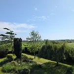 A L'ombre Du Mont Saint Michel - Bed & Breakfast, D'hotes