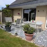 A L'ombre Du Mont Saint Michel - Bed & Breakfast, D'hotes Huisnes-sur-Mer