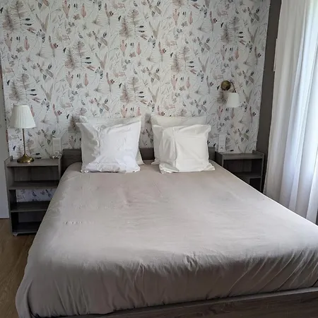 A L'ombre Du Mont Saint Michel - Bed & Breakfast, D'hotes Huisnes-sur-Mer
