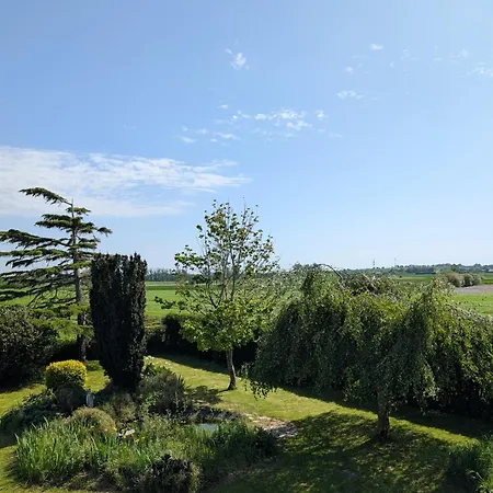 A L'ombre Du Mont Saint Michel - Bed & Breakfast, D'hotes