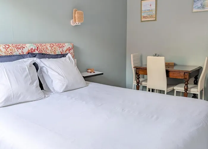 A L'ombre Du Mont Saint Michel - Bed & Breakfast, D'hotes Bed & Breakfast 3*