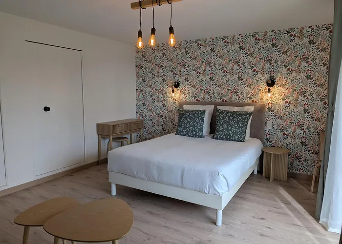 A L'ombre Du Mont Saint Michel - Bed & Breakfast, D'hotes Bed & Breakfast 3*